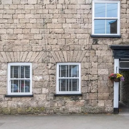 Cosy Ground Floor Flat - District With Bike Storage Kendal