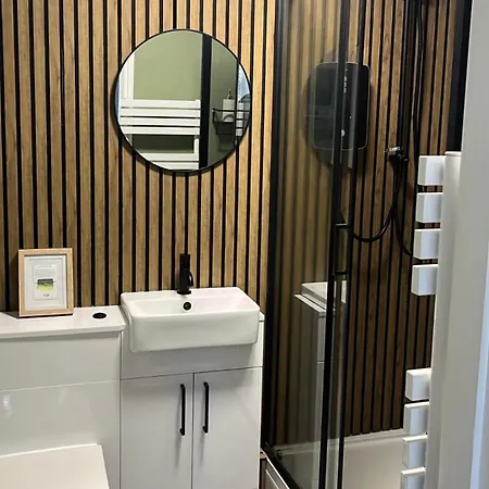 Daire Ground Floor Retreat - Business Or Pleasure Kendal